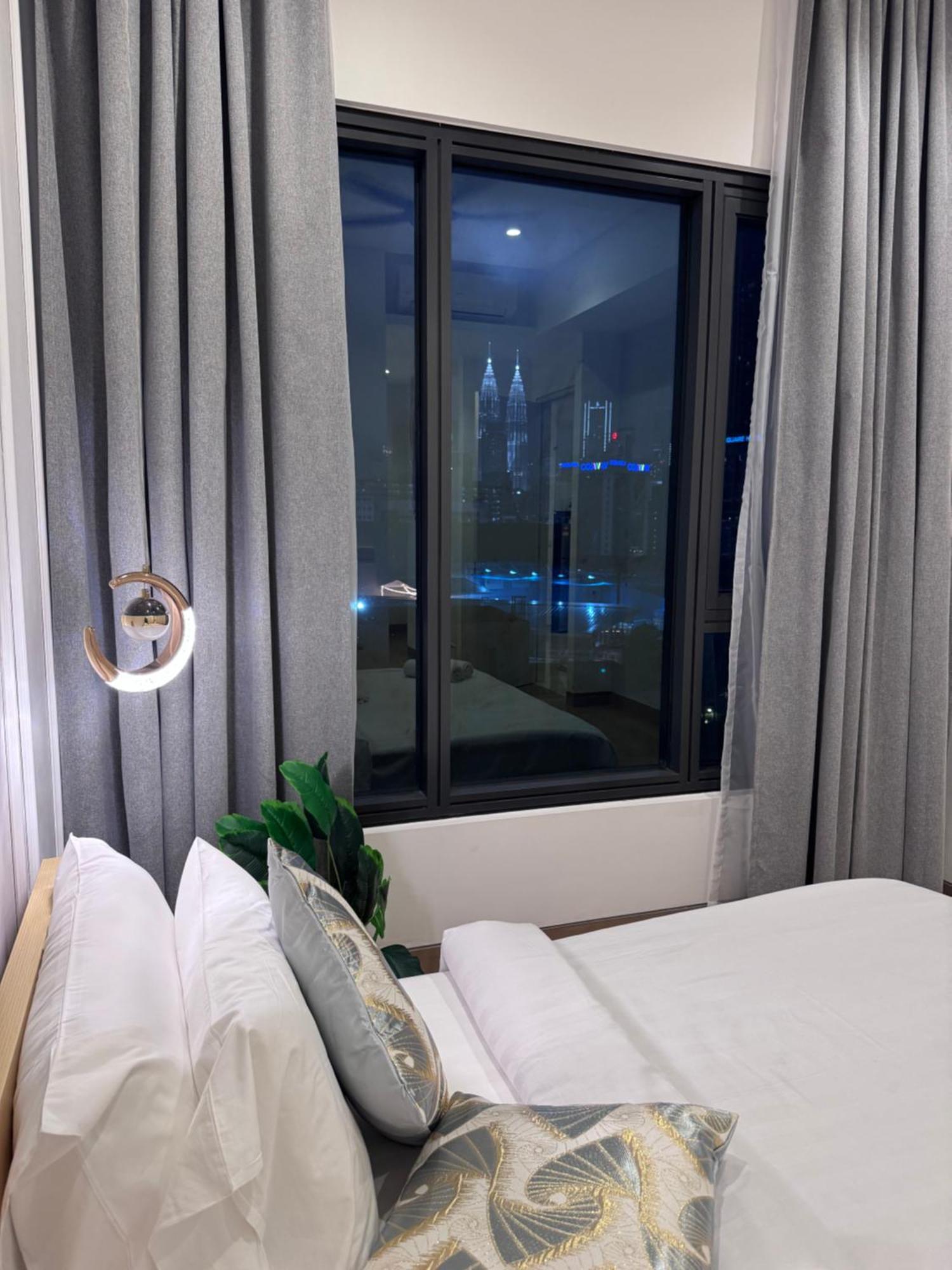 Infinity Pool Suite Bukit Bintang Lalaport Bbcc Куала-Лумпур Екстер'єр фото